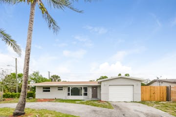 2360 NW 60th Ave Sunrise, FL 33313